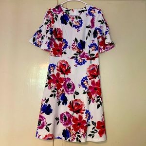 Floral Size 6 Dress